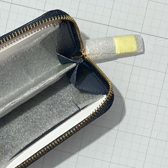 Coach Zip Around Card Coin Purse Wallet Navy Micro Holder Crossgrain Leather SLG - Picture 4 of 5